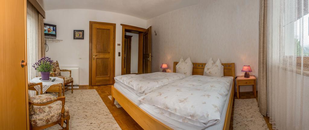 Bed & Breakfast Kreuzhof Seefeld 3*