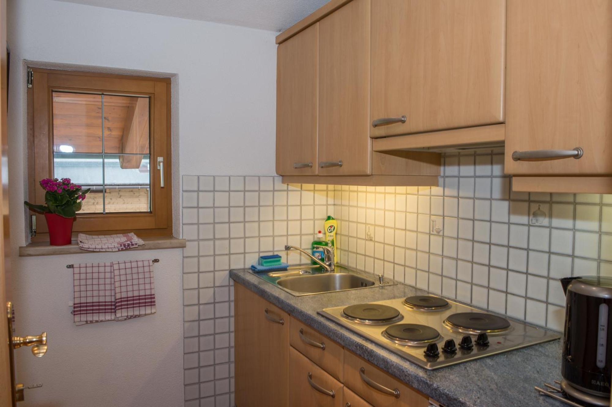 Kreuzhof Seefeld Bed & Breakfast Seefeld in Tirol